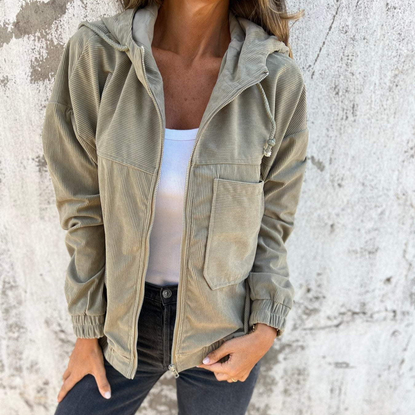 Damen - Cordjacke - Stilvolles Design - Hochwertigem Material - Zeitloser Chic für jede Gelegenheit