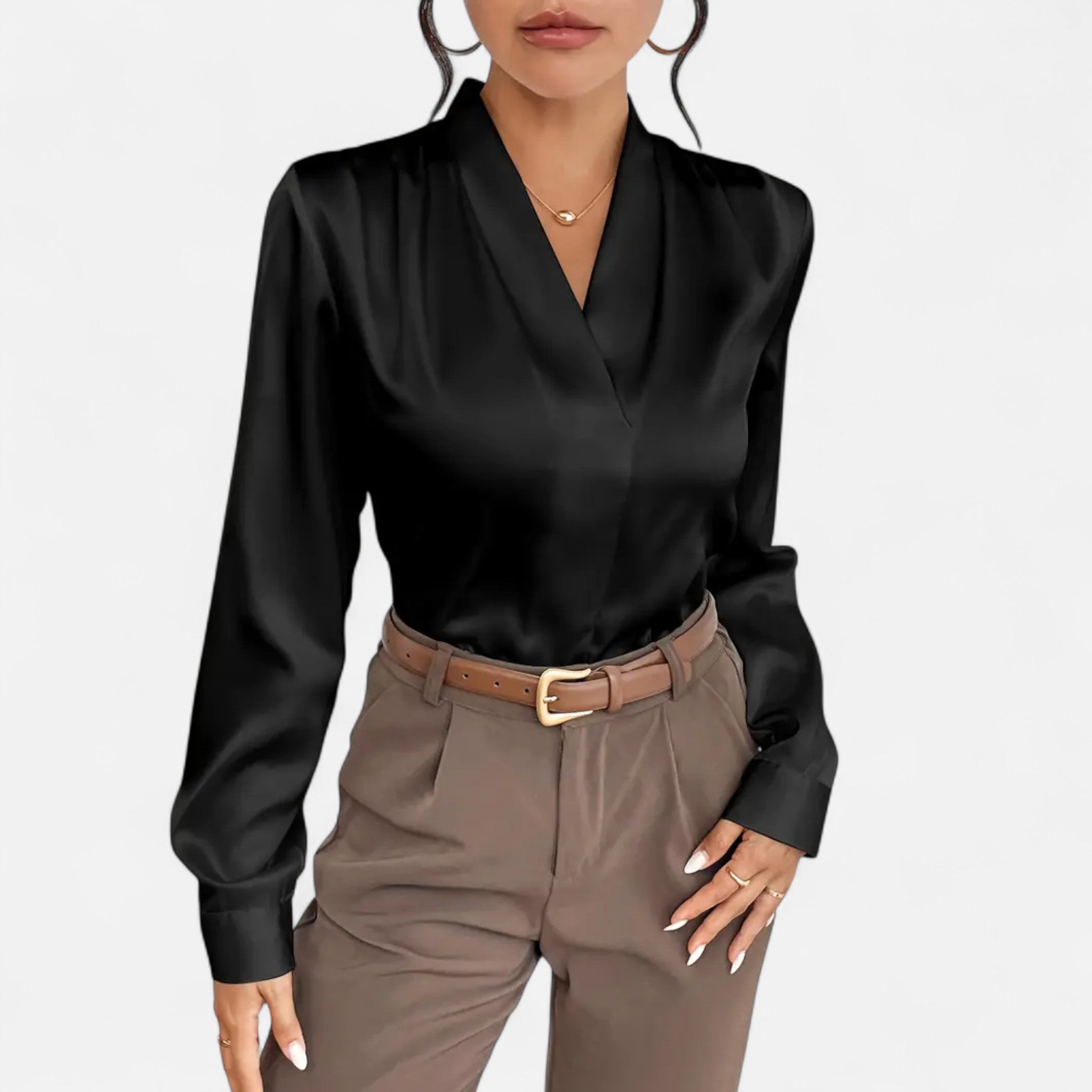 Damen - Elegante Satin Bluse - V-Ausschnitt - Leichtes Material - Stilvolle Oberbekleidung für jeden Anlass