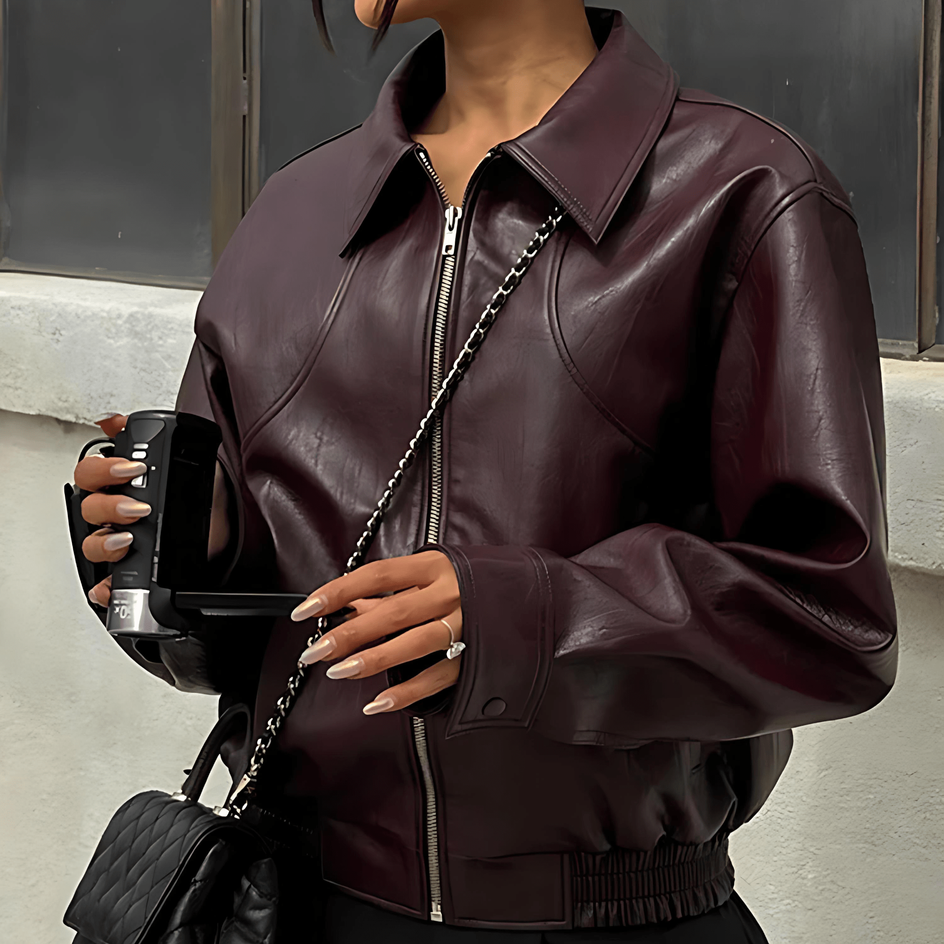Damen - Bikerjacke - Kunstleder - Modischer Look für stilbewusste Frauen