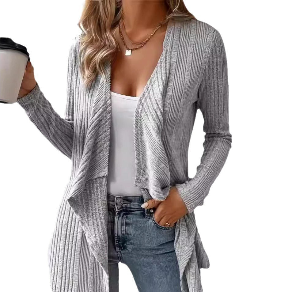 Damen - Kuschelige Strickjacke - Asymmetrischer Saum - Bequeme und Trendige Oberbekleidung