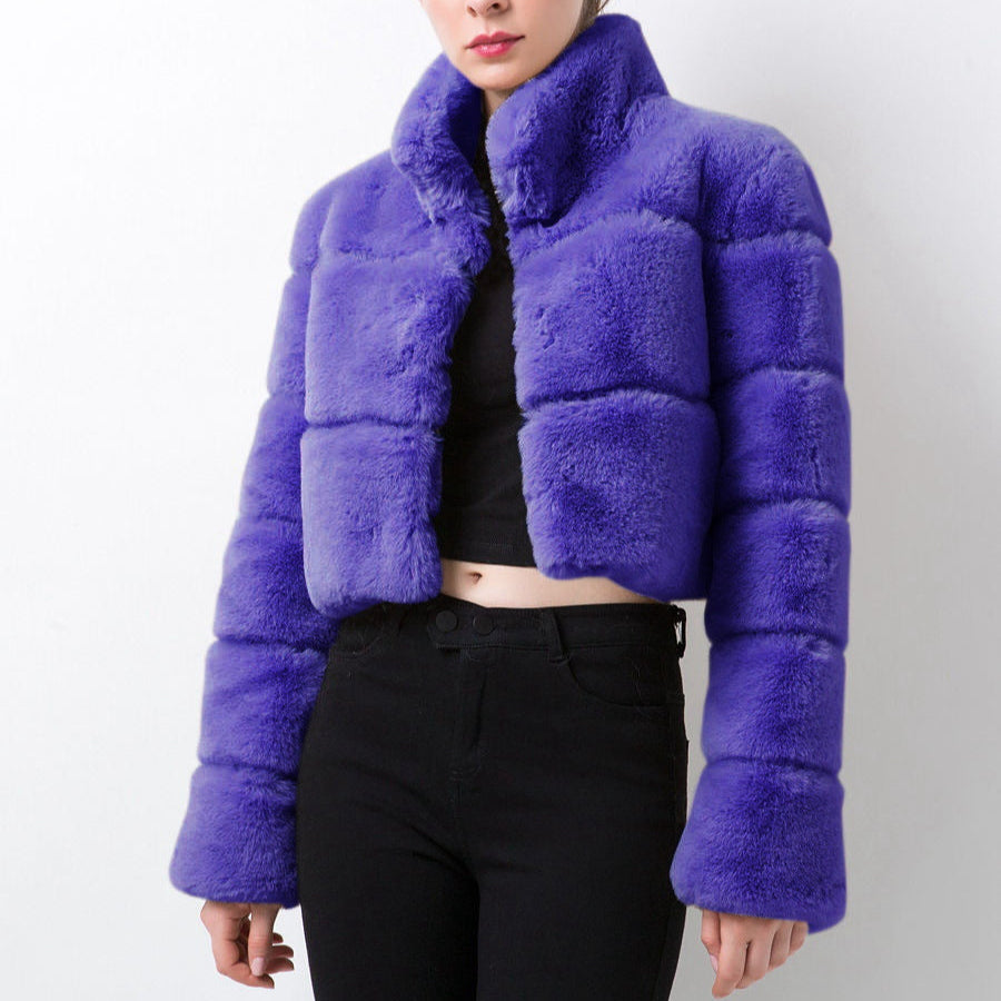 Damen - Kurze Jacke - Modisch mit Kunstpelz - Stilvoller Begleiter für jeden Anlass