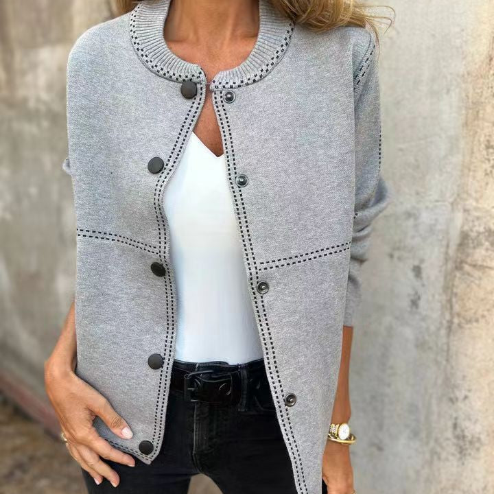 Damen - Elegante Strickjacke - Knopfleiste - Ausschnitt Details