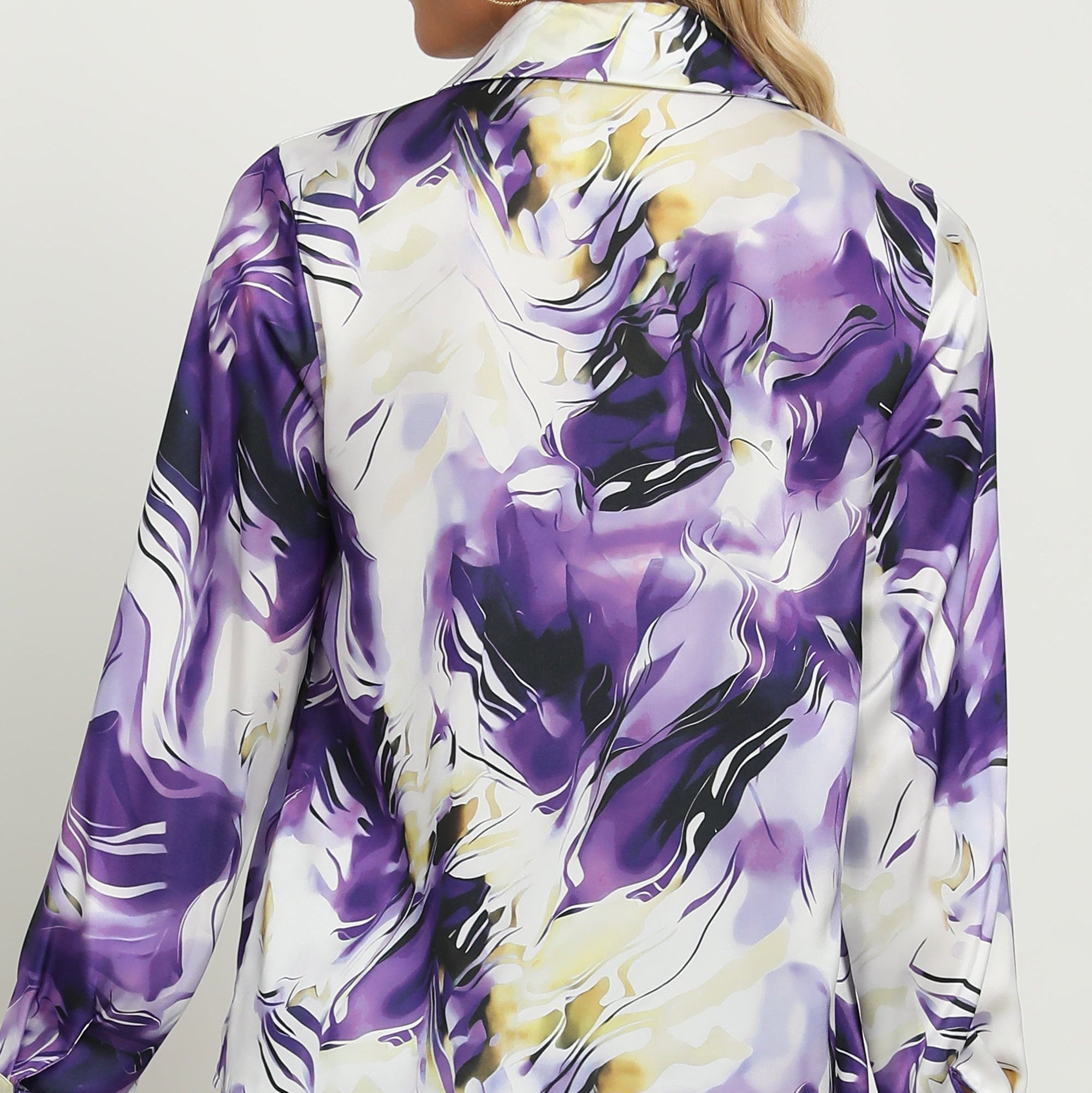 Damen - Hemd - Satin Stoff - Fließendes elegantes Shirt für stilvolle Anlässe