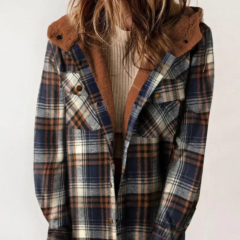 Damen - Karierte Winterjacke - Warmes Futter - Kapuze - Stylische Wintermode für kalte Tage