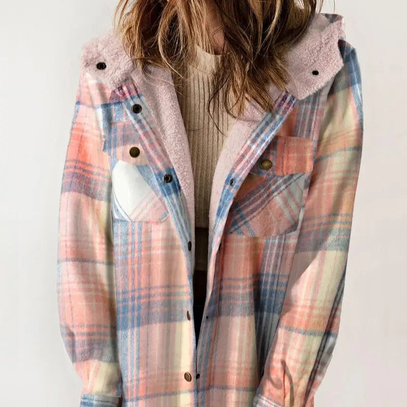 Damen - Karierte Winterjacke - Warmes Futter - Kapuze - Stylische Wintermode für kalte Tage