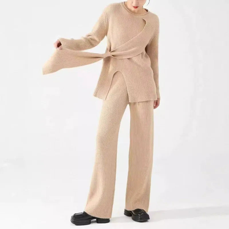 Damen - Zweiteiliges Strickset - Weicher Pullover und bequeme Hose - Stylisches Outfit für den Alltag