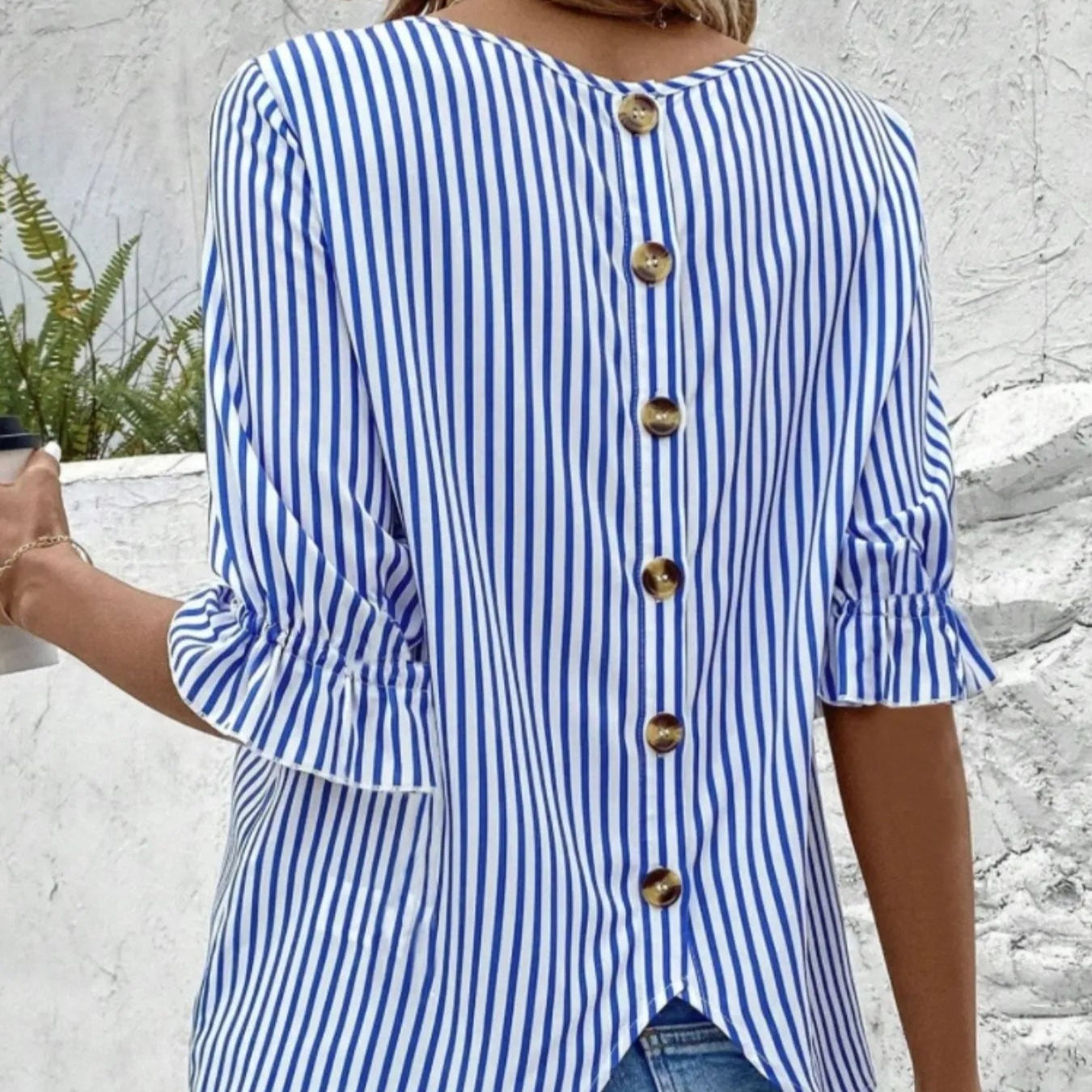 Damen - Gestreifte Freizeitbluse - Polyester - Rundhalsausschnitt, halbe Ärmel - Bequeme und stilvolle Bluse