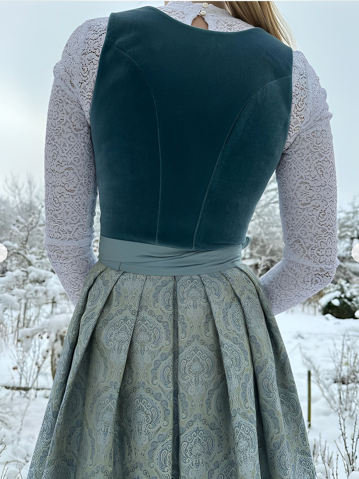 Muriel - Klassisches Dirndl für Damen