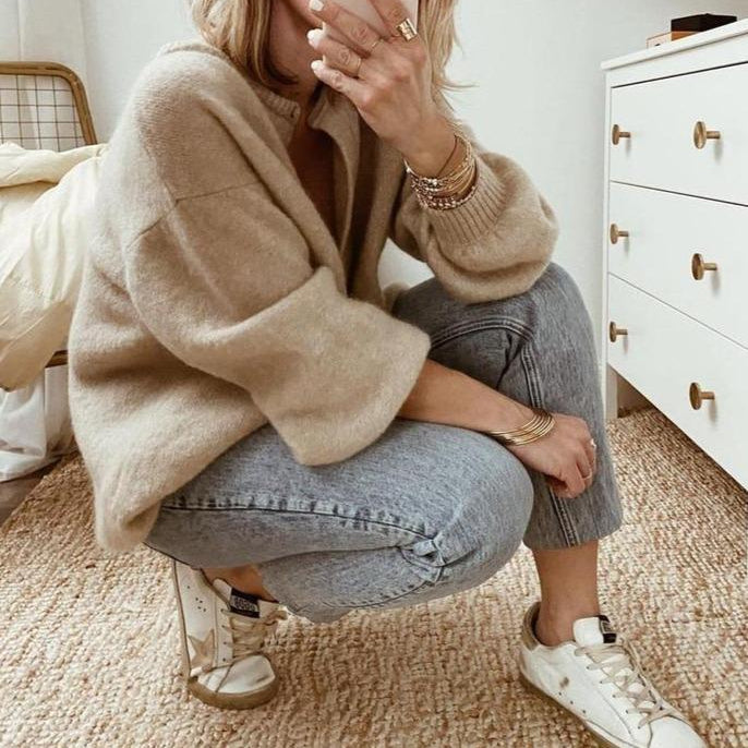 Damen - Strickjacke - Übergröße - Drop Shoulder Stil - Bequeme, modische Oberbekleidung für jeden Anlass