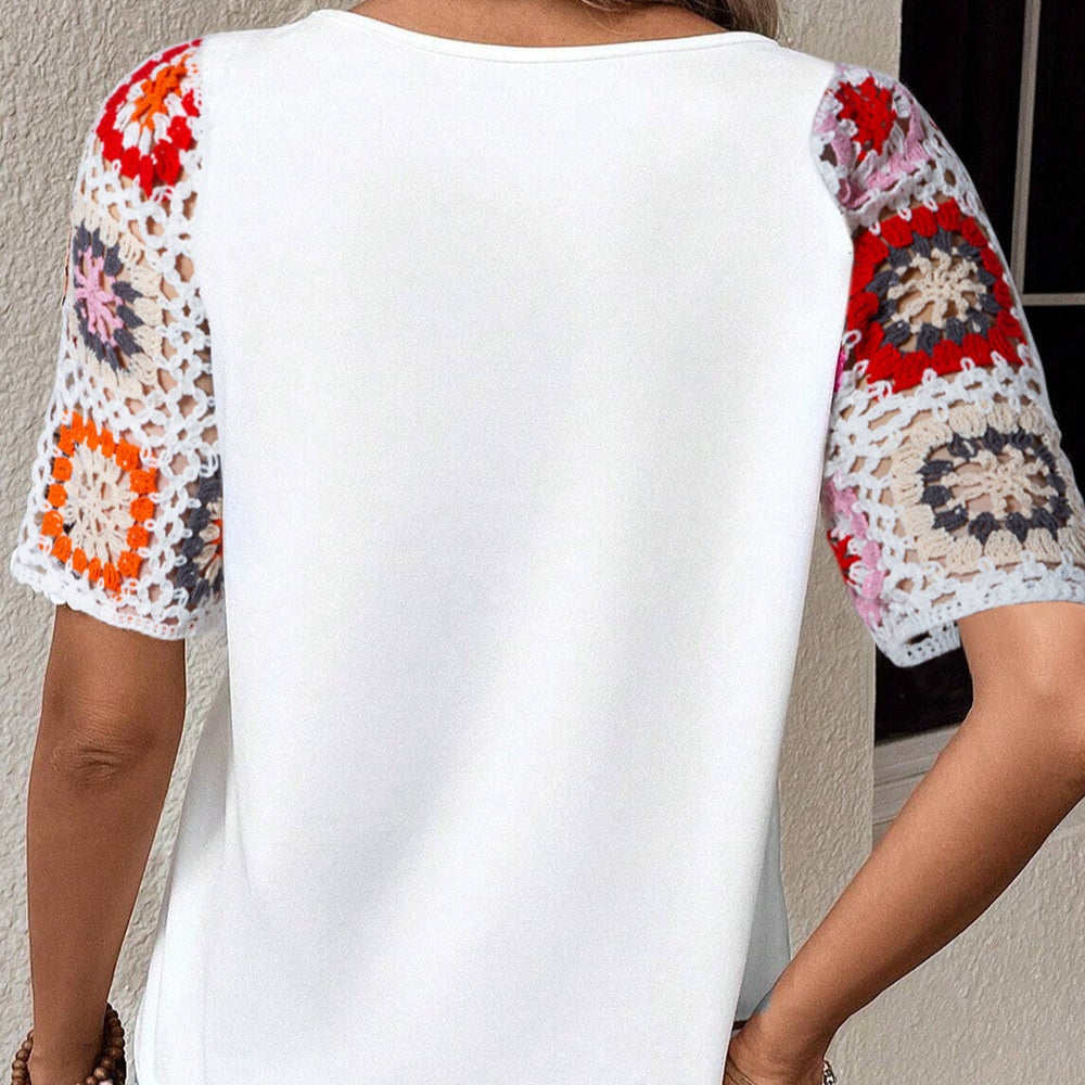 Damen - Kurzarmbluse mit geometrischem Rundhalsausschnitt - Polyester Mischung - Trendiges Top für jeden Anlass