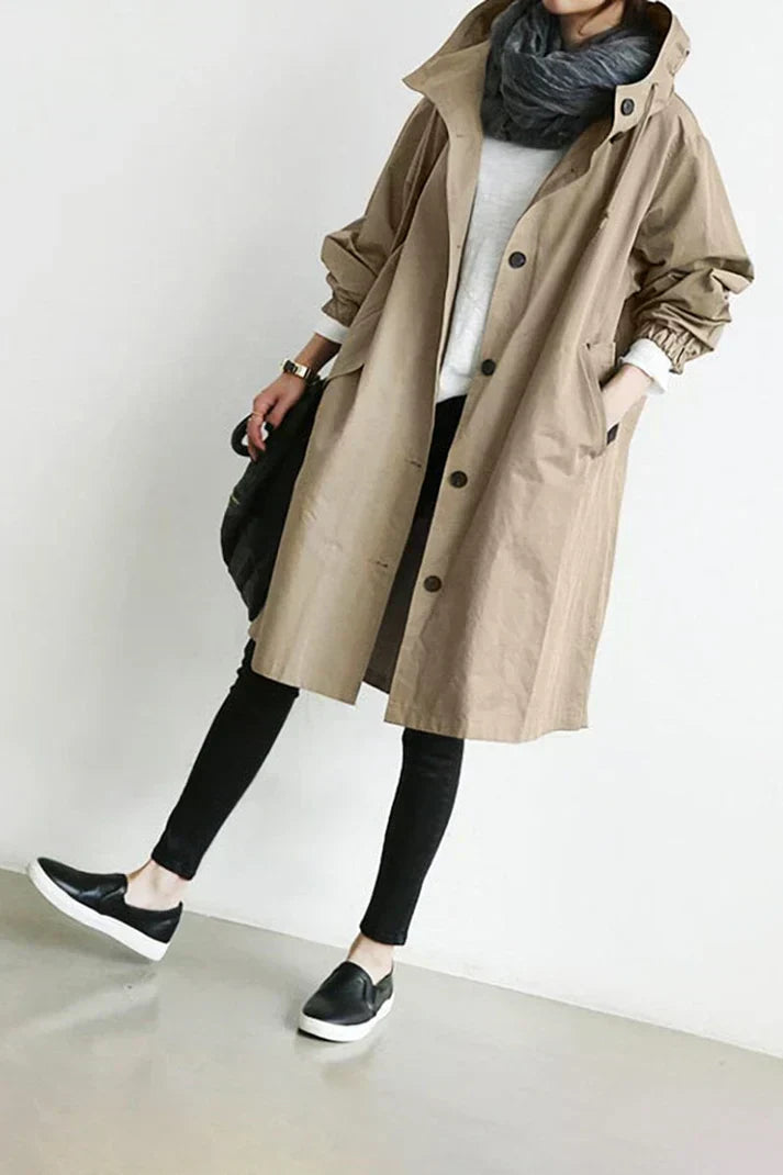 Mara – Wasserabweisender Trenchcoat mit Kapuze für Regentage