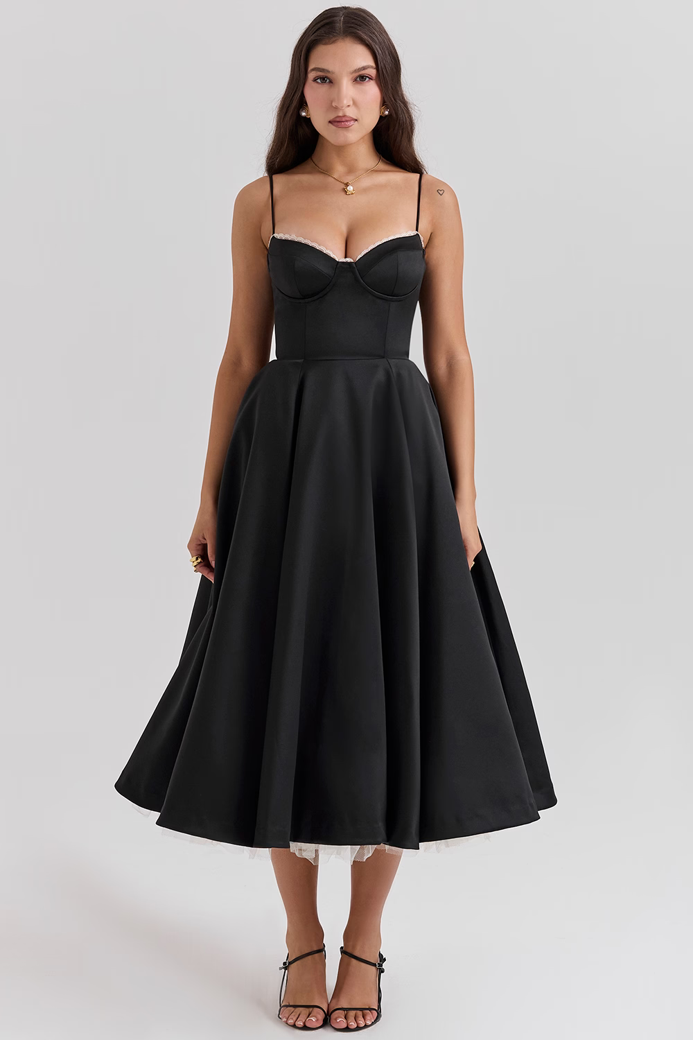 Leona - Elegantes Satin-Festkleid