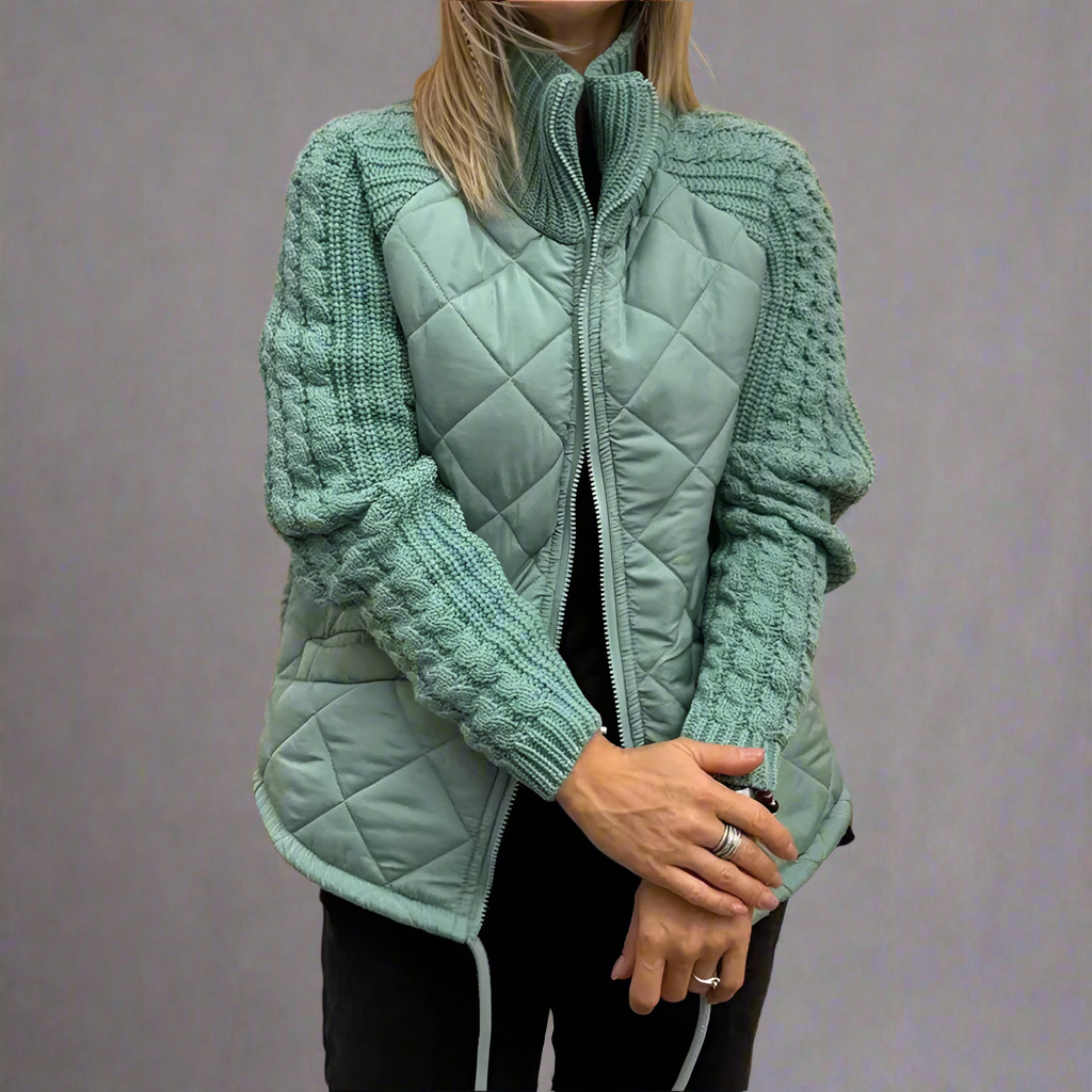 Damen - Kuschelige wattierte Jacke - Strickärmeln - Bequemer, warmer Stil für kalte Tage