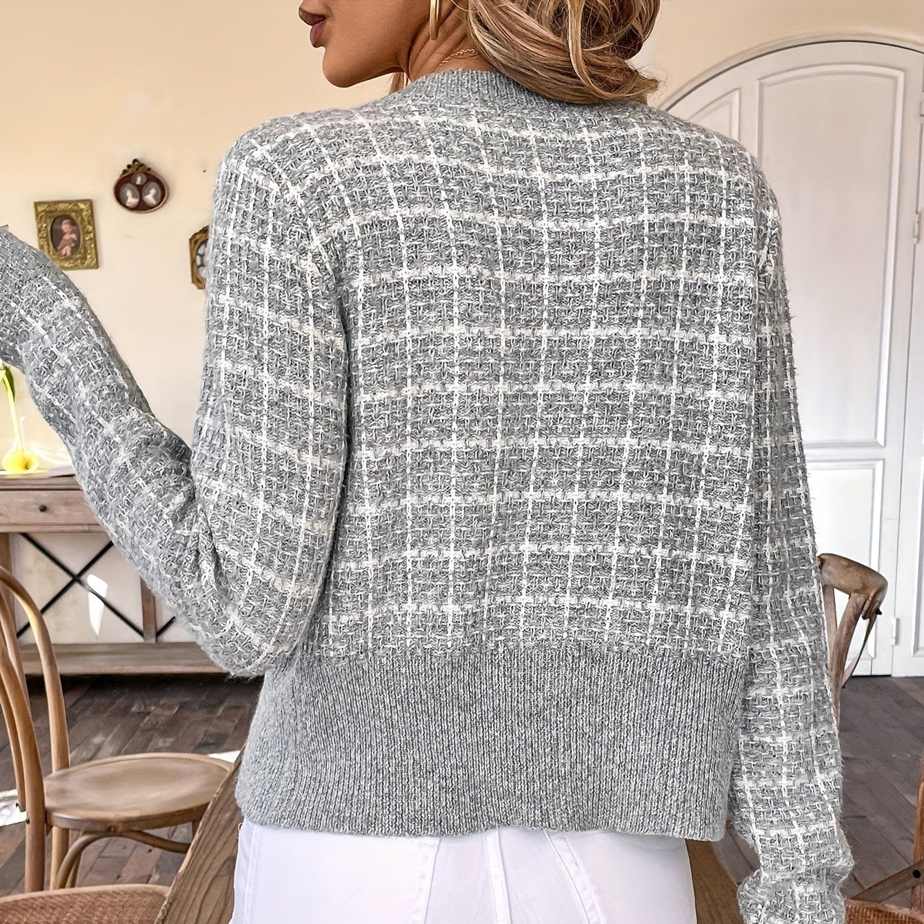 Damen - Karierte Strickjacke - Knopfverschluss - Stilvolle Übergangsjacke für jeden Anlass