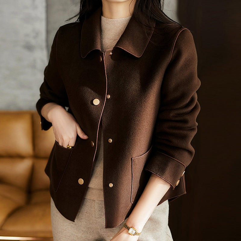 Damen - Jacke - Knopfleiste - Praktischen Taschen - Modischer Begleiter für jeden Anlass