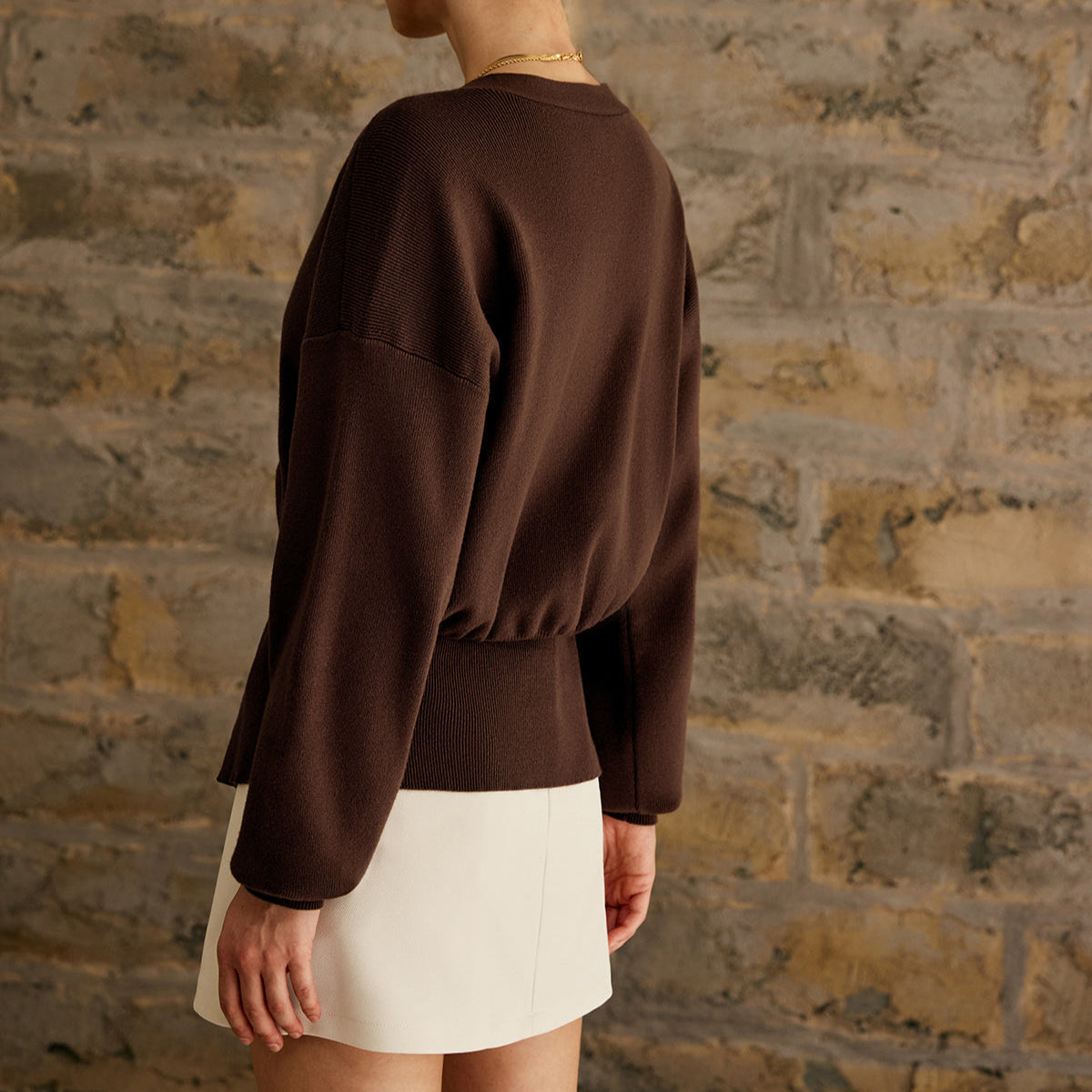 Damen - Elegante Strickjacke - Weicher Stoff - Knopfverschluss - Stilvolle Schichtung für jeden Anlass