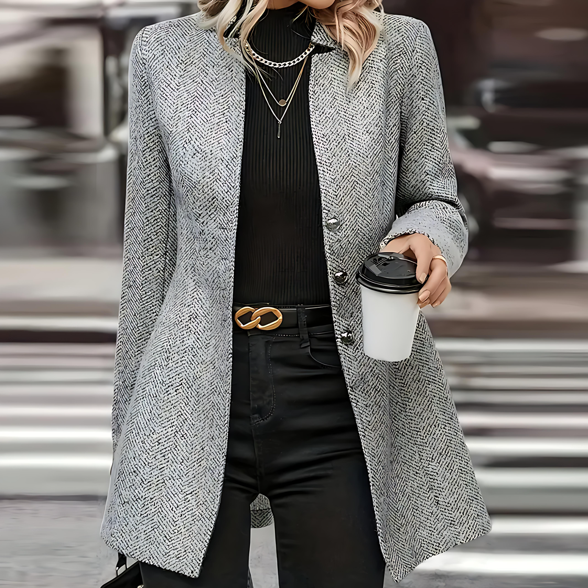 Damen - Langer Fischgrät Mantel - Maßgeschneiderter Stil - Elegante Damenmode für jeden Anlass