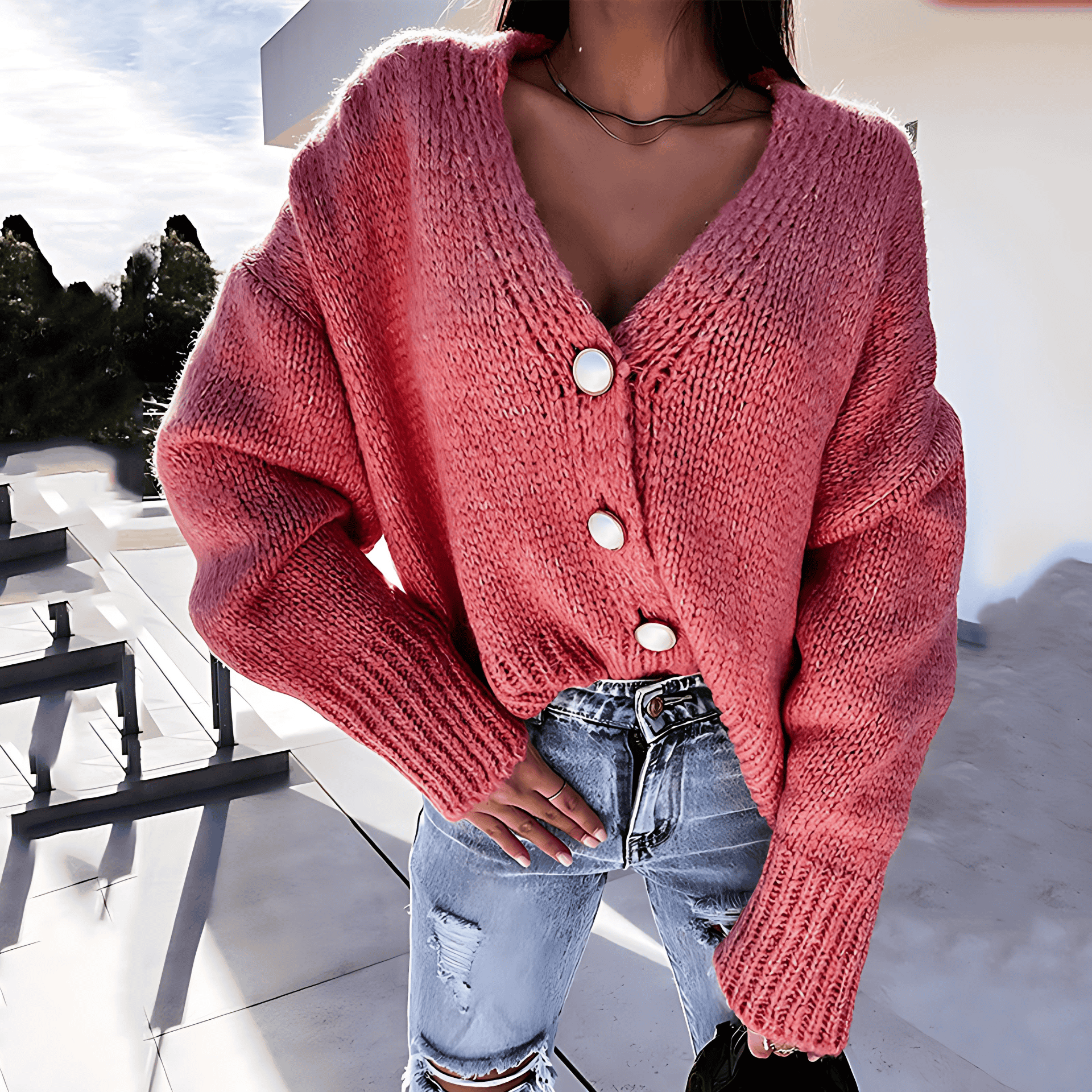 Damen - Lässige Strickjacke - V-Ausschnitt - Knopfdetails - Bequeme Mode für jeden Tag