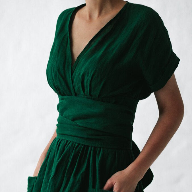 Damen - Wickelkleid - Leinen - Taillengürtel - Stilvolles Sommer-Essential für jeden Anlass