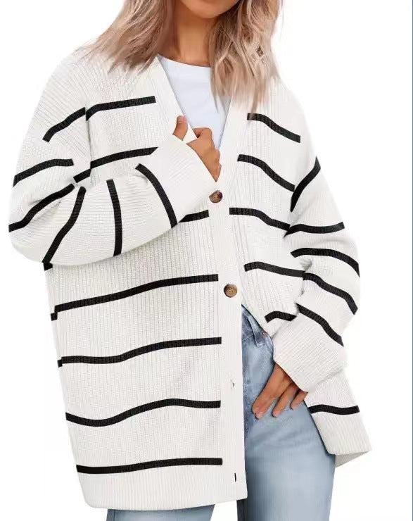Damen - Gestreifte Strickjacke mit Knopfleiste - Weichem Strickstoff - Klassisches Design - Entspannte Passform