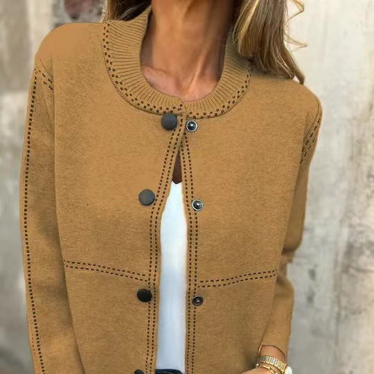 Damen - Elegante Strickjacke - Knopfleiste - Ausschnitt Details