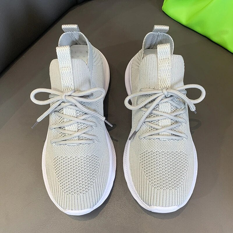 Brinley - Leichte Schnürer