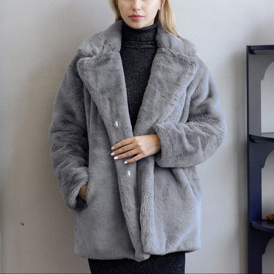 Damen - Übergrößen Mantel - Reverskragen - Weicher Stoff für optimalen Komfort - Ideal für kalte Tage