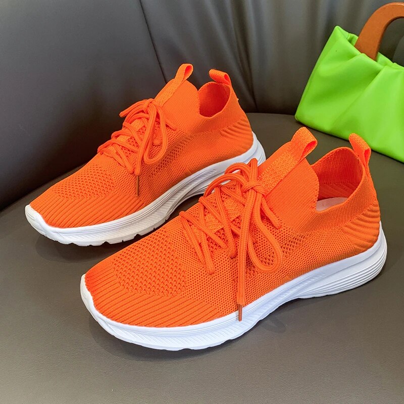 Brinley - Leichte Schnürer