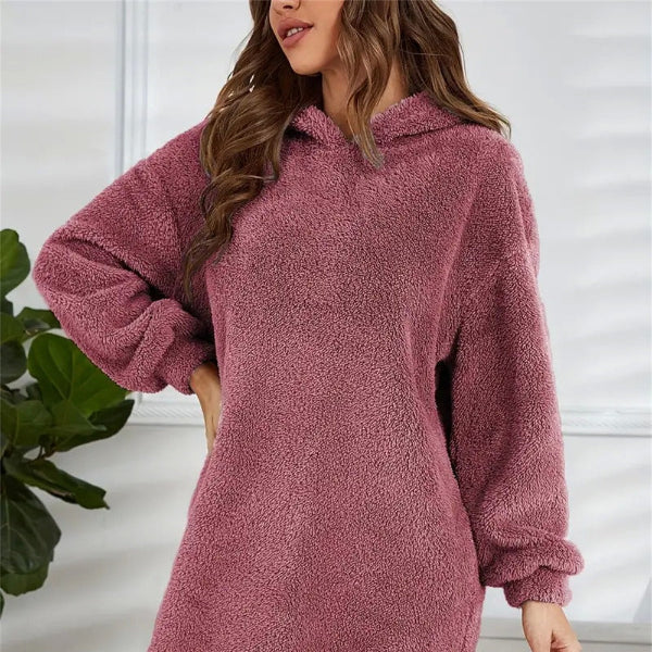Damen - Übergroß Kleid mit Kapuze - Weichem Fleece - Bequemer und stylischer Begleiter für jeden Tag