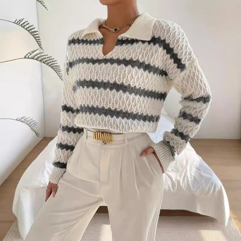 Damen - Grobstrick-Pullover - Gestreiftes Polo - Bequem und Stilvoll für jeden Anlass