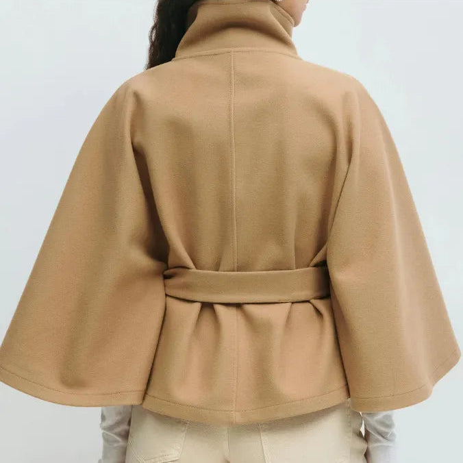 Damen - Kurzer Cape Mantel - Hochwertigem Material - Trichterausschnitt und Taillengürtel - Eleganter Stil