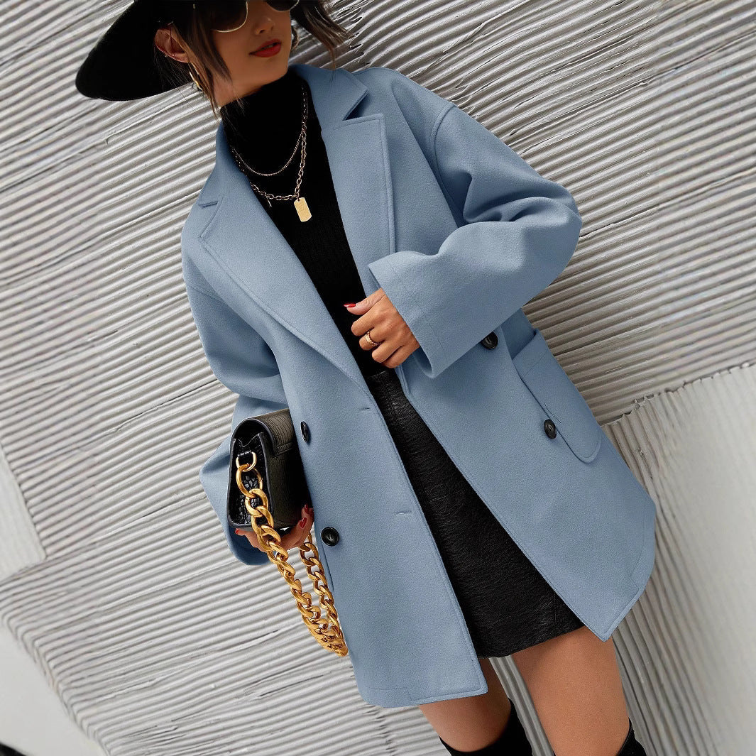 Damen - Eleganter Wollmantel - Legere Passform - Zweireiher für stilvolle Herbst- und Winterlooks