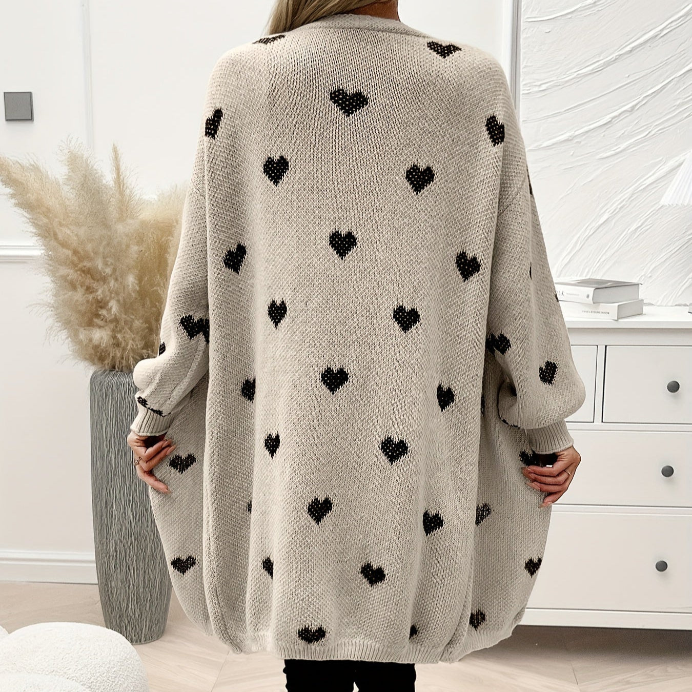 Damen - Strickjacke - Herzmuster - Langarm, weich und gemütlich - Perfekte Freizeitmode