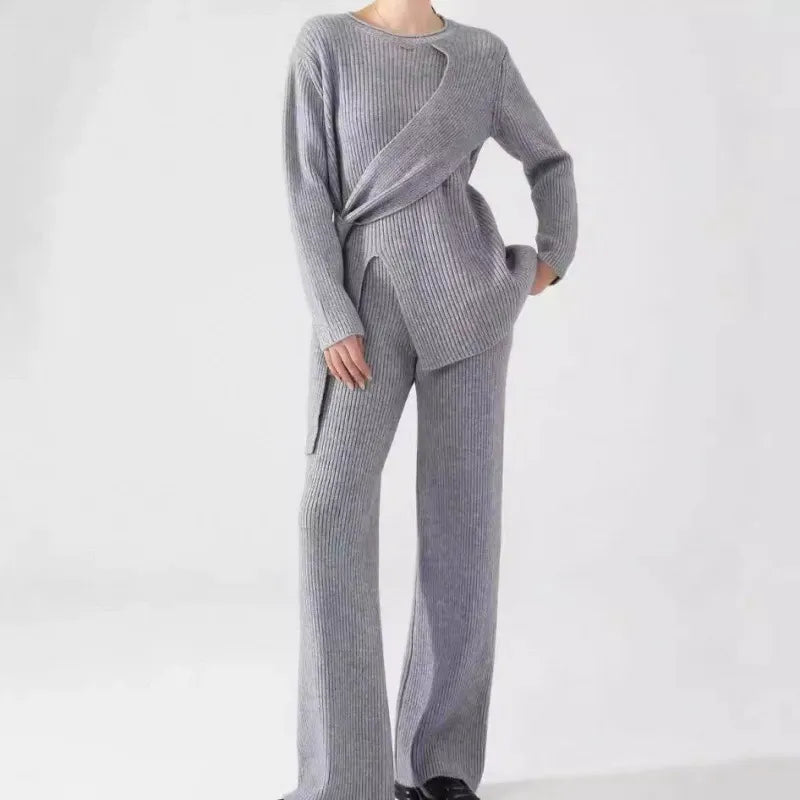 Damen - Zweiteiliges Strickset - Weicher Pullover und bequeme Hose - Stylisches Outfit für den Alltag