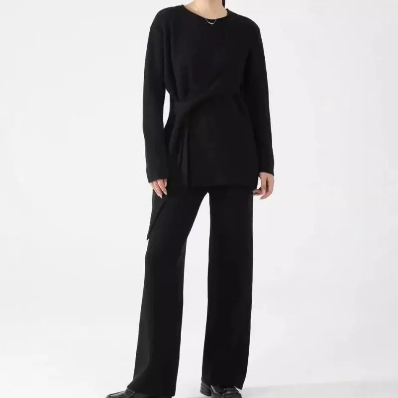 Damen - Zweiteiliges Strickset - Weicher Pullover und bequeme Hose - Stylisches Outfit für den Alltag