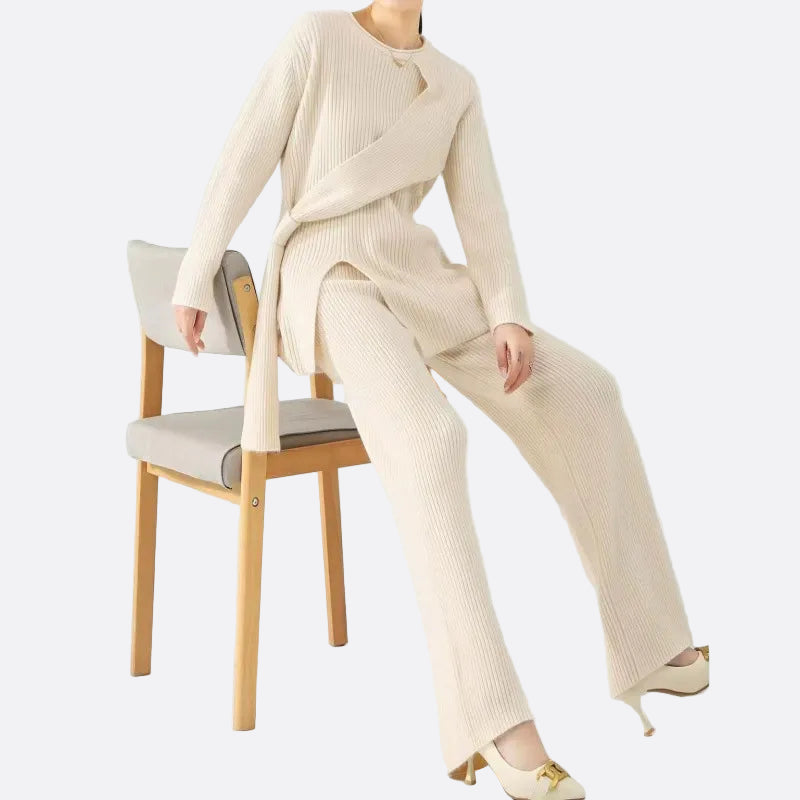 Damen - Zweiteiliges Strickset - Weicher Pullover und bequeme Hose - Stylisches Outfit für den Alltag